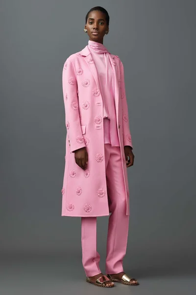 Look 16